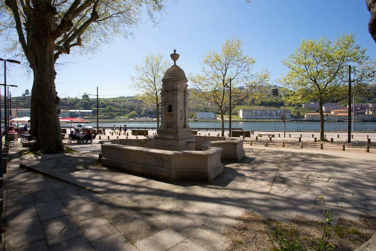 14º Esquadra — Cais Das Pedras Guest House Porto Kültér fotó